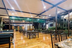 LOBOC RIVERSIDE INN and RESTAURANT