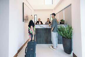 LOBOC RIVERSIDE INN and RESTAURANT