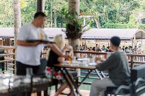 LOBOC RIVERSIDE INN and RESTAURANT