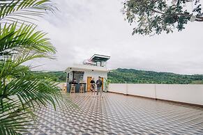 LOBOC RIVERSIDE INN and RESTAURANT
