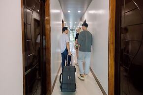 LOBOC RIVERSIDE INN and RESTAURANT