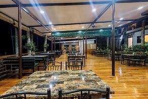 LOBOC RIVERSIDE INN and RESTAURANT