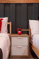 Xuru Heliopolis Rock