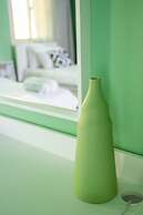 Xuru Heliopolis Rock