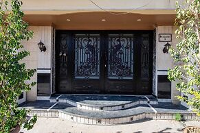 Xuru Heliopolis Rock