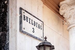 Xuru Heliopolis Rock