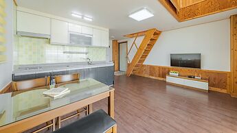 Yeongheungdo Rainbow Ocean View Pension