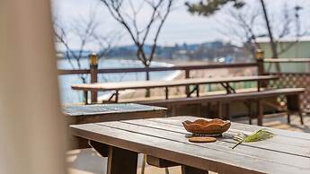 Yeongheungdo Rainbow Ocean View Pension