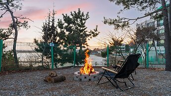 Yeongheungdo Rainbow Ocean View Pension