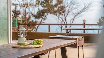 Yeongheungdo Rainbow Ocean View Pension
