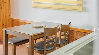 Yeongheungdo Rainbow Ocean View Pension