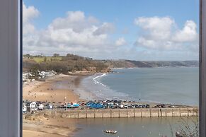 Hill Cottage - Spectacular Sea Views Parking