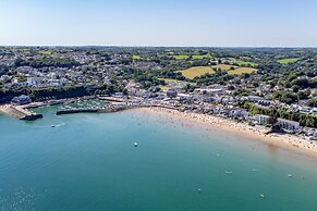Hill Cottage - Spectacular Sea Views Parking