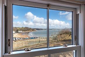 Hill Cottage - Spectacular Sea Views Parking