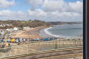 Hill Cottage - Spectacular Sea Views Parking
