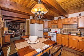 88 Acres Cottage in Big Bear w HotTub