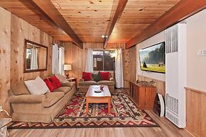 88 Acres Cottage in Big Bear w HotTub