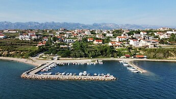 Kamp Miočić