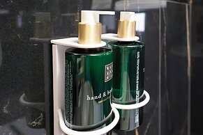 Le Blanc Cotroceni hotel