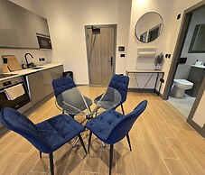 Finchley Stylish 1-Bed | Great Location