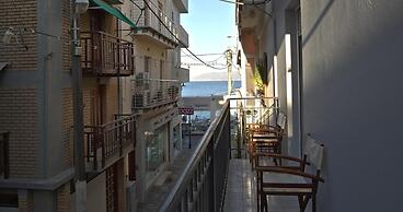 Chersonissos Central Apartment