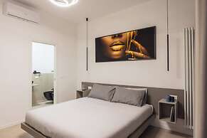 Luxury Station Suite