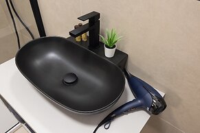 Luxury Station Suite