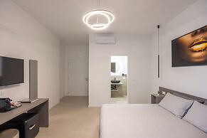 Luxury Station Suite