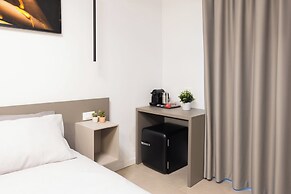 Luxury Station Suite