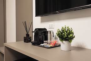 Luxury Station Suite