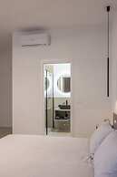 Luxury Station Suite