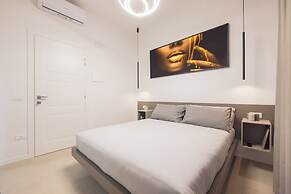 Luxury Station Suite