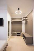 Luxury Station Suite