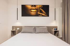 Luxury Station Suite