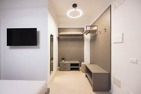 Luxury Station Suite