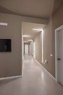 Luxury Station Suite