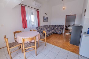 Apartment Miskic 3