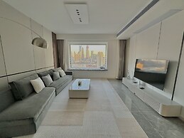 ZHome-Shanghai Shining River Apartment