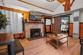 The Red Cabin - Cozy Cottage