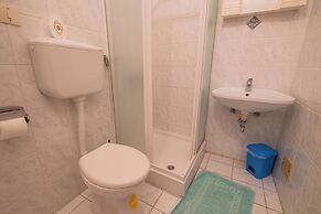 Apartment Miskic 4