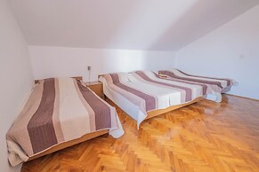 Apartment Miskic 4