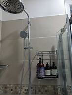 Romantic Chalet- Hot Tub- Games Room-stream-views