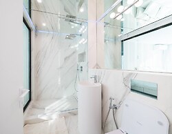 Emirates White Sensation