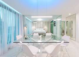 Emirates White Sensation