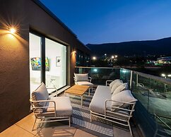 Emirates White Sensation