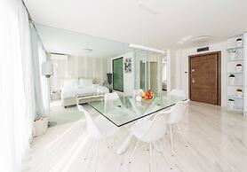 Emirates White Sensation