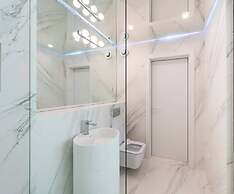 Emirates White Sensation