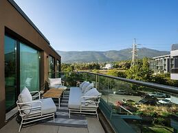 Emirates White Sensation