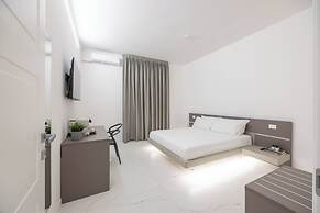 Excelsior Station Suite