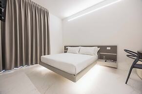 Excelsior Station Suite